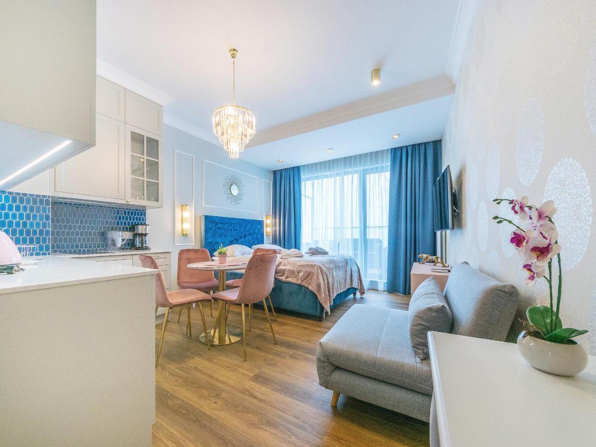 Flatbook - City Center Apartments Granaria With Parking Гданьск Экстерьер фото